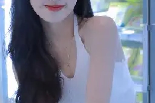 网红晓雪再次爆料李现内幕聊天记录曝光通告单离异身份引发讨论