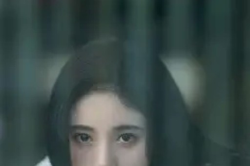 一天连爆五条娱乐瓜恋爱官宣、剧情反转、私密事全曝光翻遍热搜才看明白这出闹剧里最该挨骂的其实是那位狗仔