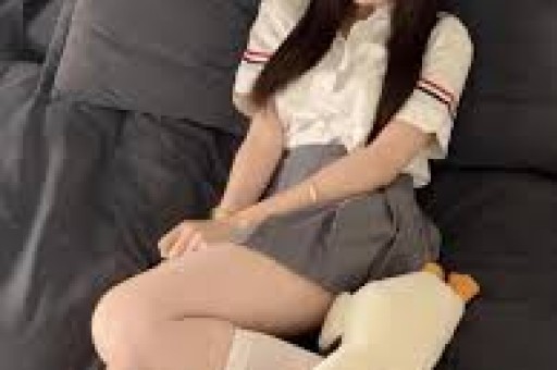 K-POP编舞师与顶流女星恋情曝光网友爆料引发热议
